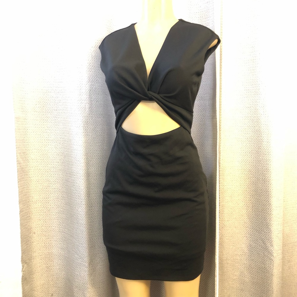 🆕Marciano bodycon cocktail dress
